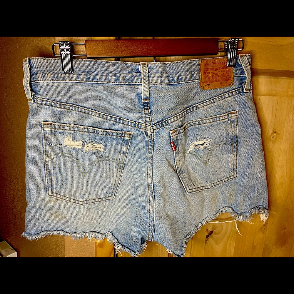 Size 28 Levi’s Shorts